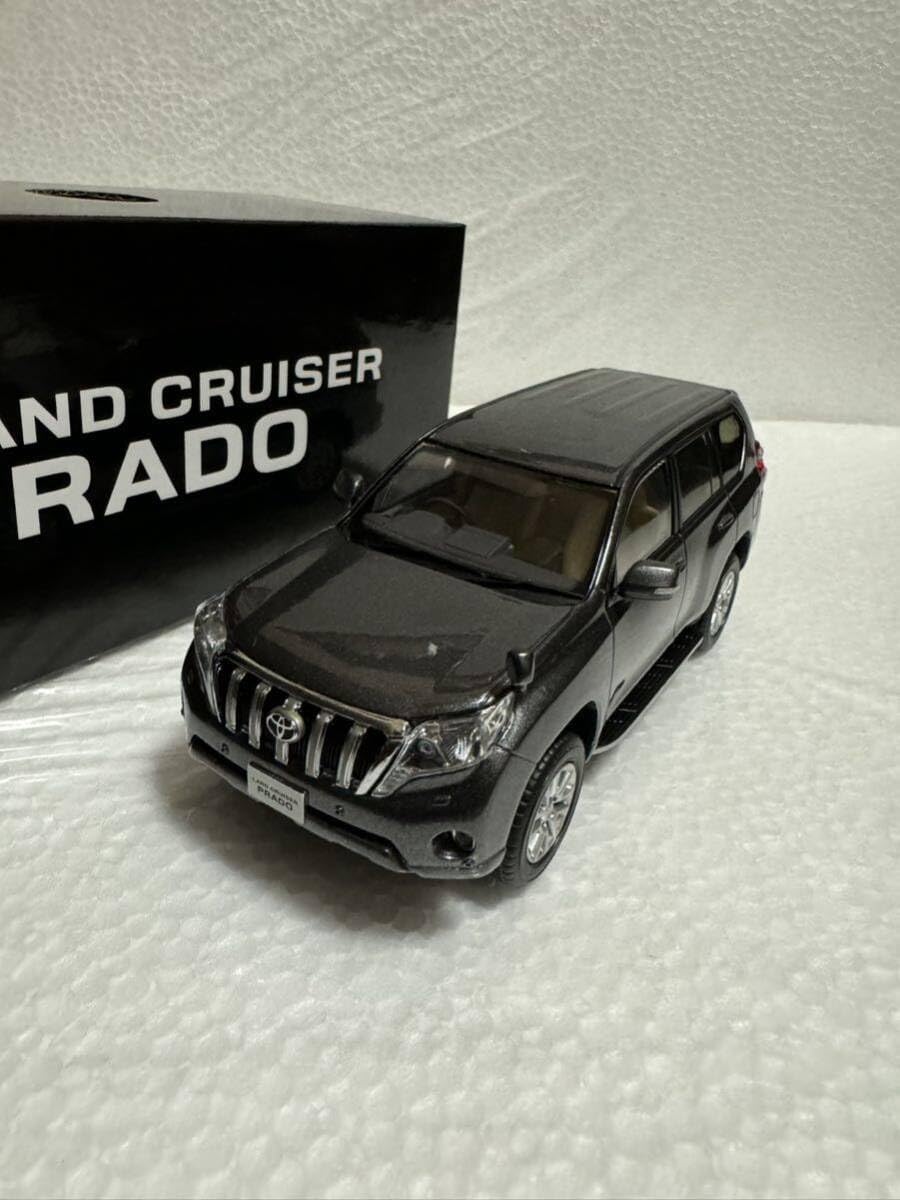 新作，大得価 ランドクルーザー プラド カラーサンプル グレーメタリック